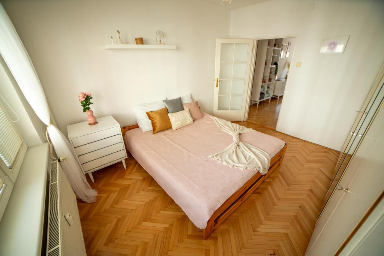 Appartamento 212 - Boho In Next To City Center 5 Minutes To Wenceslas Square